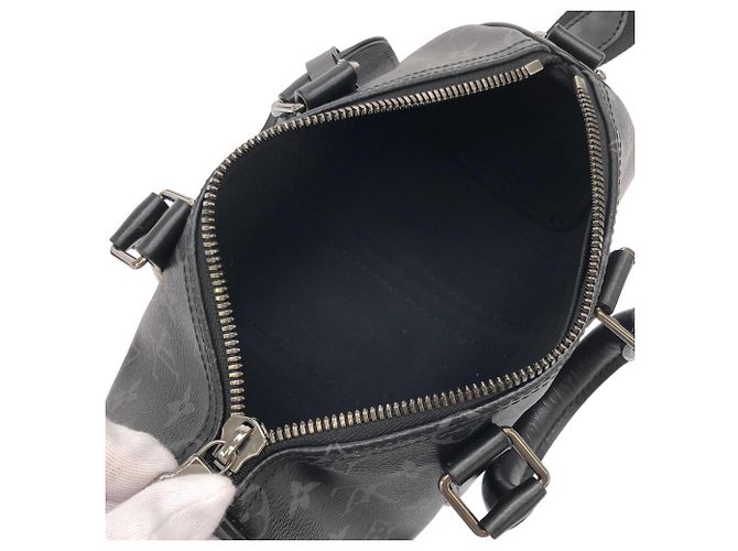 Louis Vuitton Monogram Eclipse Reverse Keepall Bandoulière 25cm Schwarz Grau - Ansicht 7