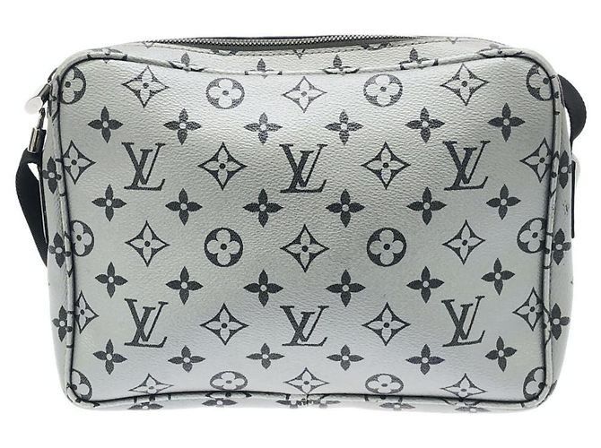 Louis Vuitton Monogram Silver Messenger PM Schultertasche Silber - Ansicht 2
