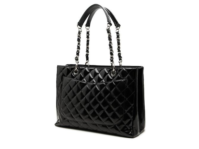Sac à main cabas Chanel Matelassé en cuir verni noir - vue 2