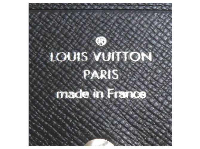 Louis Vuitton Bi-fold Wallet in Taiga Leather Black - view 6