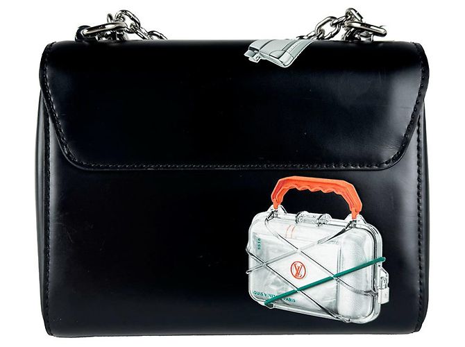 Bolsa de Ombro Louis Vuitton Twist PM Preto Multicor - vista 3