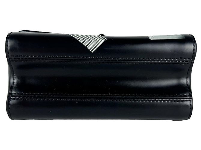 Bolsa de Ombro Louis Vuitton Twist PM Preto Multicor - vista 4
