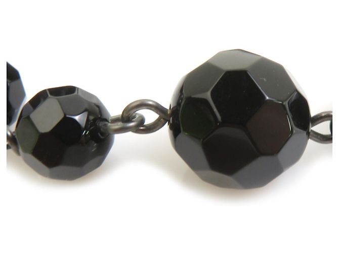 Bracciale con charm Chanel in nero e gunmetal Metallico - vista 5