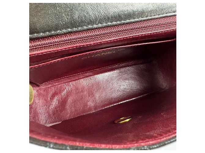 Borsa a tracolla Chanel Matelassé in pelle d'agnello Nero - vista 11