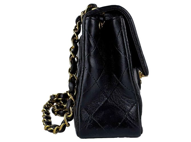 Borsa a tracolla Chanel Matelassé in pelle d'agnello Nero - vista 2