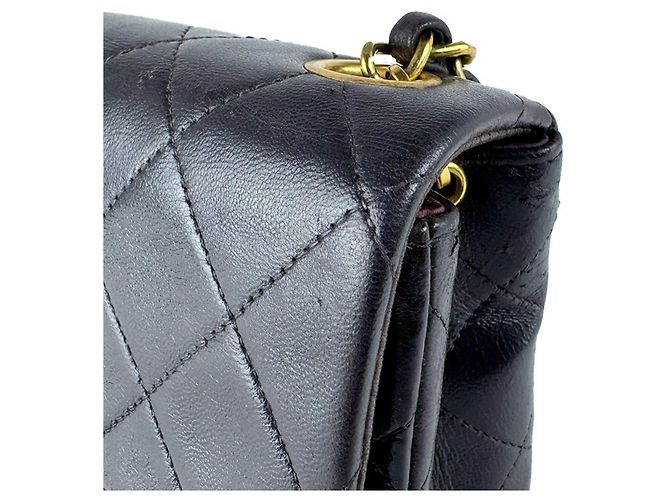 Borsa a tracolla Chanel Matelassé in pelle d'agnello Nero - vista 5