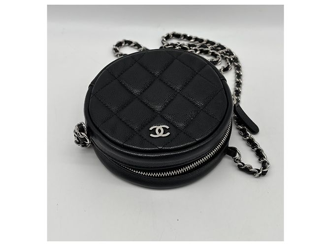 Chanel Handle with Care Round Vanity Case with Chain Quilted Caviar Small Nero - vista 5