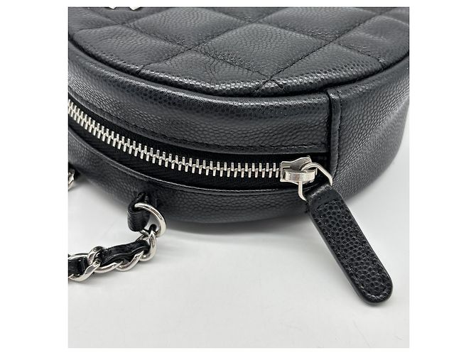 Chanel Handle with Care Round Vanity Case with Chain Quilted Caviar Small Nero - vista 7