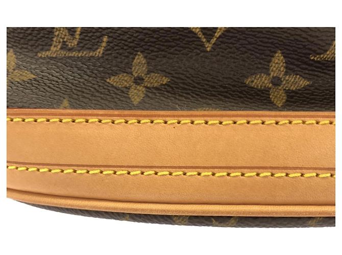 Borsa a tracolla Louis Vuitton Monogram Petite Bucket M42238 Marrone - vista 3