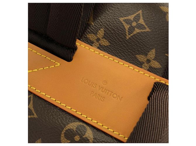 Zaino Louis Vuitton Monogram Montsouris Cargo Marrone - vista 7