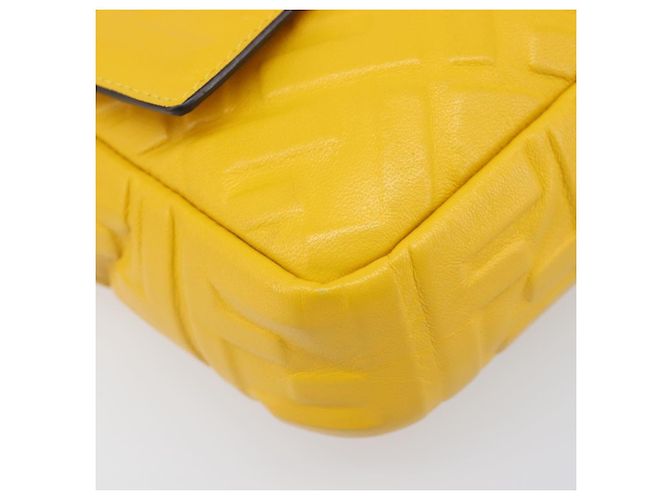 Borsa a spalla FENDI Zucca Mamma Baguette in pelle Gialla 8BR600 Auth yk20853SAM Giallo - vista 17