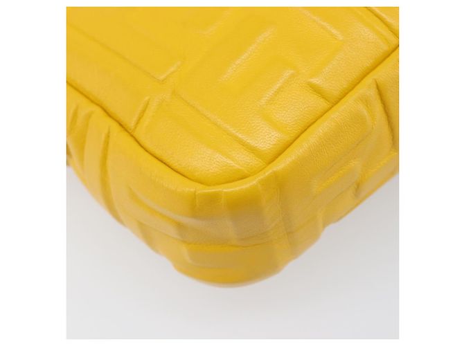 Borsa a spalla FENDI Zucca Mamma Baguette in pelle Gialla 8BR600 Auth yk20853SAM Giallo - vista 19