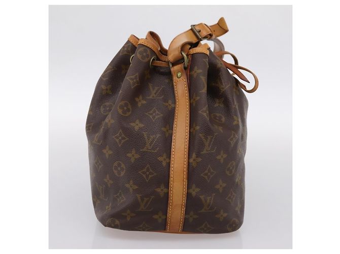LOUIS VUITTON Borsa a tracolla Monogram Petit Noe M42226 LV Auth 202211A Monogramma - vista 3
