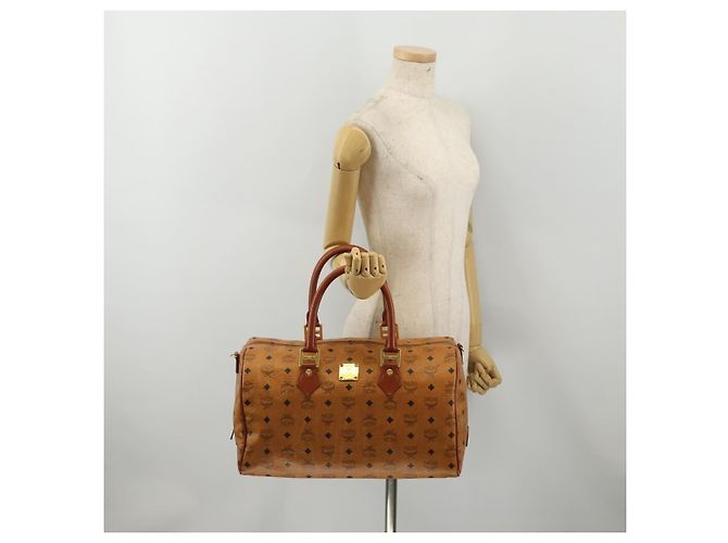 Bolsa Boston MCM Logogram Vicetos PVC Couro Marrom Dourado Auth 199670 - vista 22