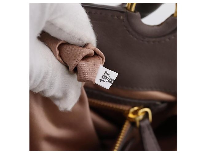 Borsa a mano Miu Miu Matelassé in pelle 2way Grigio Tono Oro Auth 199342A Marrone - vista 12