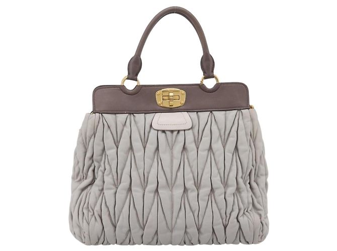 Borsa a mano Miu Miu Matelassé in pelle 2way Grigio Tono Oro Auth 199342A Marrone - vista 13