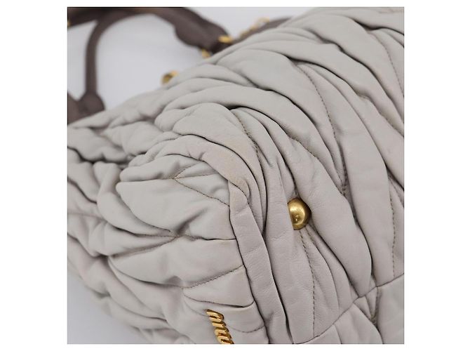 Borsa a mano Miu Miu Matelassé in pelle 2way Grigio Tono Oro Auth 199342A Marrone - vista 15