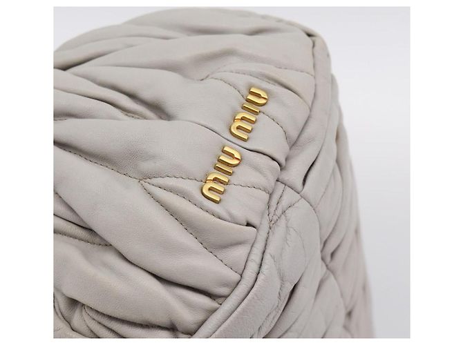Borsa a mano Miu Miu Matelassé in pelle 2way Grigio Tono Oro Auth 199342A Marrone - vista 18
