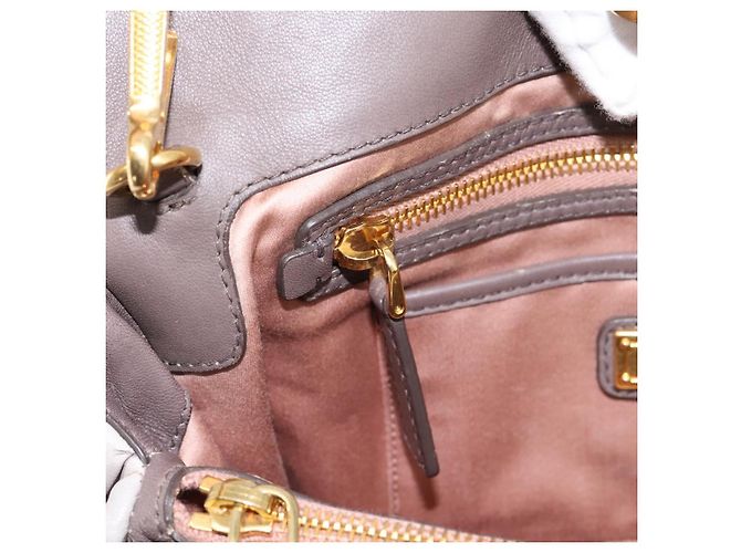 Borsa a mano Miu Miu Matelassé in pelle 2way Grigio Tono Oro Auth 199342A Marrone - vista 23