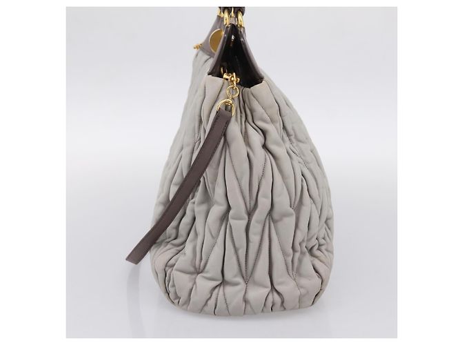 Borsa a mano Miu Miu Matelassé in pelle 2way Grigio Tono Oro Auth 199342A Marrone - vista 4