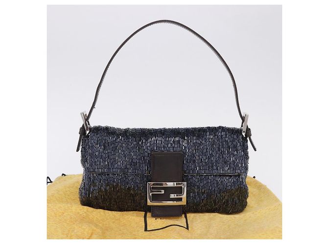Borsa a tracolla FENDI Mamma Baguette perline Navy Silver Auth yk20785SAM Argento Blu navy - vista 12