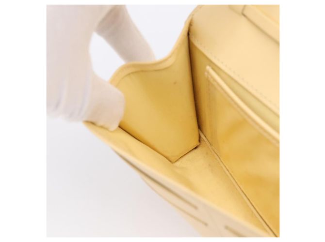 LOUIS VUITTON Borsa a tracolla Honfleur in pelle Epi Vanilla M5273A LV Auth 202238V - vista 21