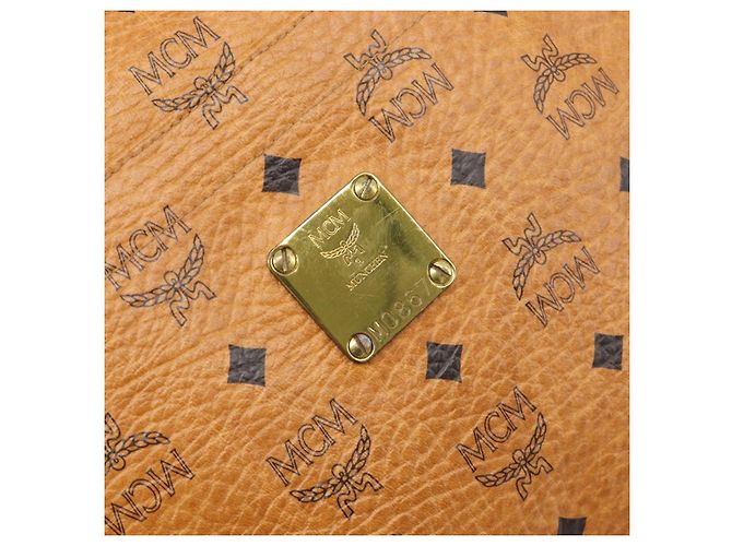 Borsa Tote MCM Vicetos Logogram PVC Leather Brown Gold Auth 198306 Marrone D'oro - vista 12