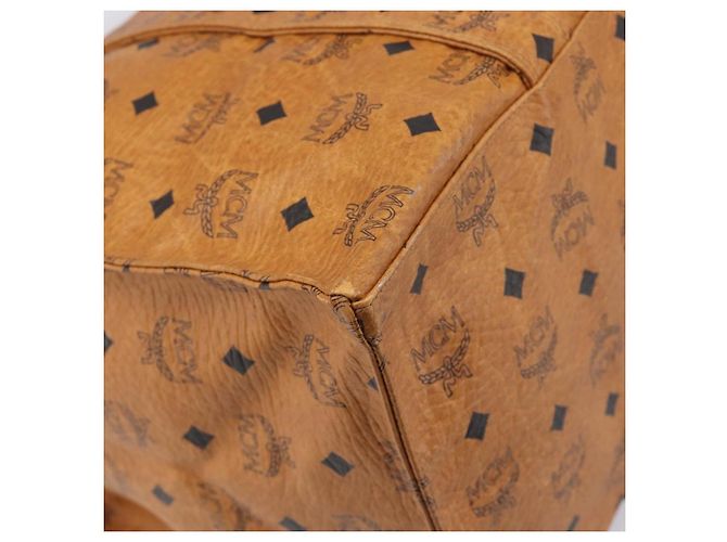Borsa Tote MCM Vicetos Logogram PVC Leather Brown Gold Auth 198306 Marrone D'oro - vista 16
