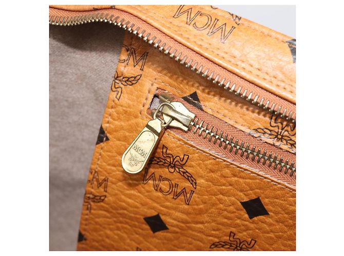 Borsa Tote MCM Vicetos Logogram PVC Leather Brown Gold Auth 198306 Marrone D'oro - vista 21