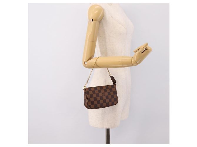 LOUIS VUITTON Damier Ebene Mini Pochette Accessory Pouch N58009 LV Auth 199474V - vista 22
