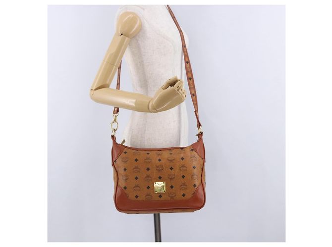 Borsa a tracolla MCM Vicetos in pelle marrone tono oro Auth BA15404 - vista 22
