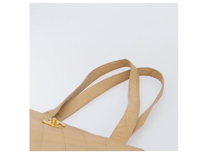 Borsa a tracolla CHANEL Matelasse in pelle d'agnello Beige Gold CC Auth bs36843 D'oro - vista 8