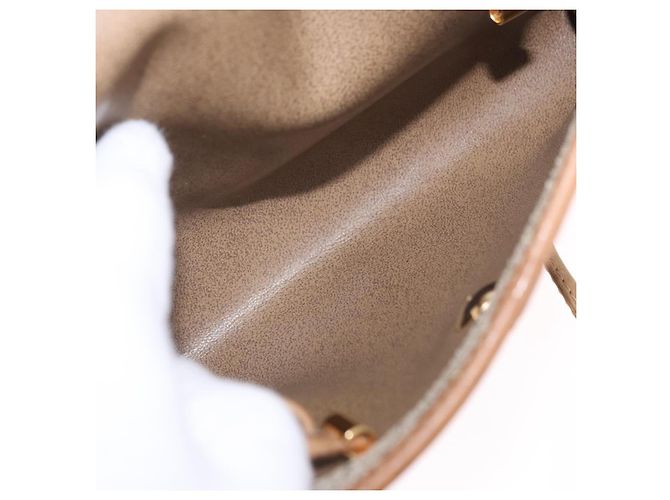 Sac à bandoulière Christian Dior Honeycomb PVC Leather Beige Gold Tone Auth 202260 - vue 12