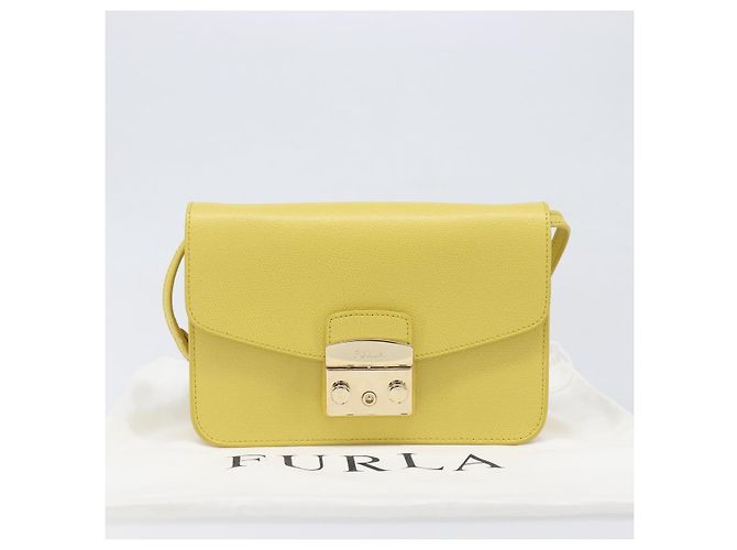 Borsa a tracolla FURLA in pelle Giallo Oro Auth 199917A D'oro - vista 12