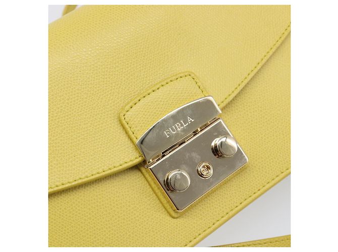 Borsa a tracolla FURLA in pelle Giallo Oro Auth 199917A D'oro - vista 18