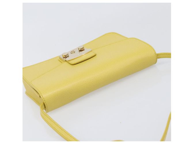 Borsa a tracolla FURLA in pelle Giallo Oro Auth 199917A D'oro - vista 6