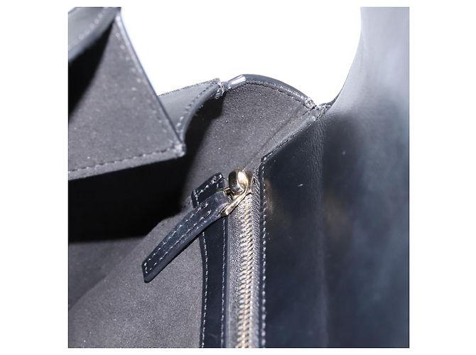 Borsa a tracolla GIVENCHY in pelle nera e oro Auth ka6021A Nero D'oro - vista 23
