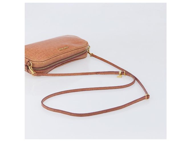 Borsa a tracolla Miu Miu in pelle goffrata marrone oro Auth 199420A D'oro - vista 7