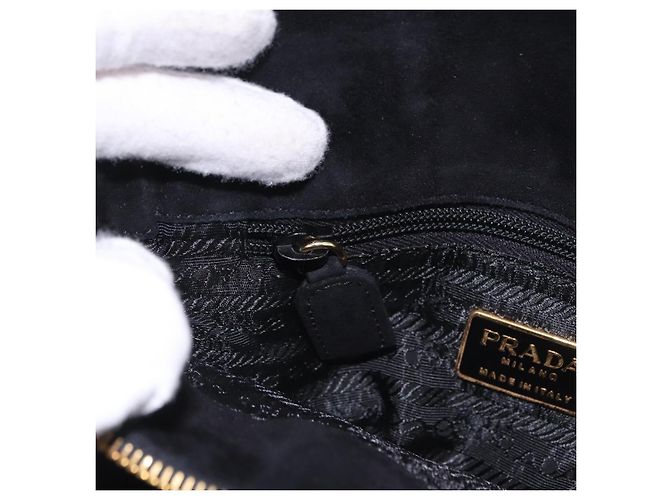 Borsa a tracolla con catena PRADA in camoscio nero e oro Auth yk20760V D'oro - vista 26