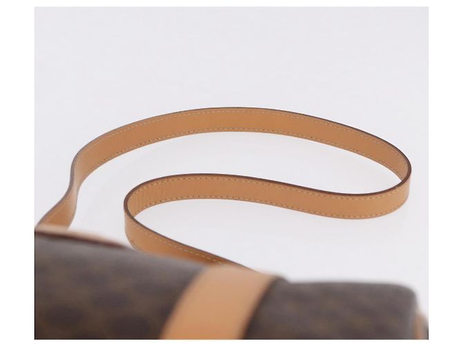 Edge Céline Borsa a mano CELINE Macadam Canvas PVC Leather 2way Brown Gold Auth 199479V Marrone D'oro - vista 15