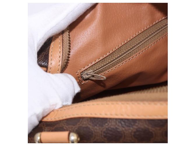 Edge Céline Borsa a mano CELINE Macadam Canvas PVC Leather 2way Brown Gold Auth 199479V Marrone D'oro - vista 22