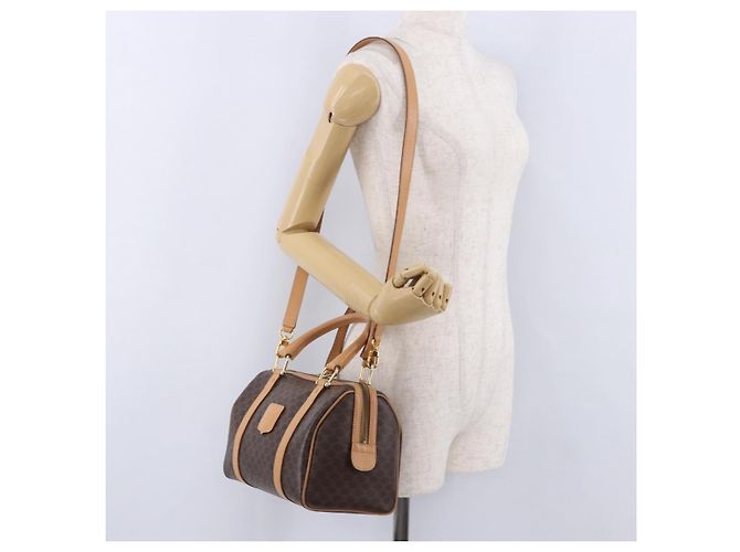Edge Céline Borsa a mano CELINE Macadam Canvas PVC Leather 2way Brown Gold Auth 199479V Marrone D'oro - vista 24
