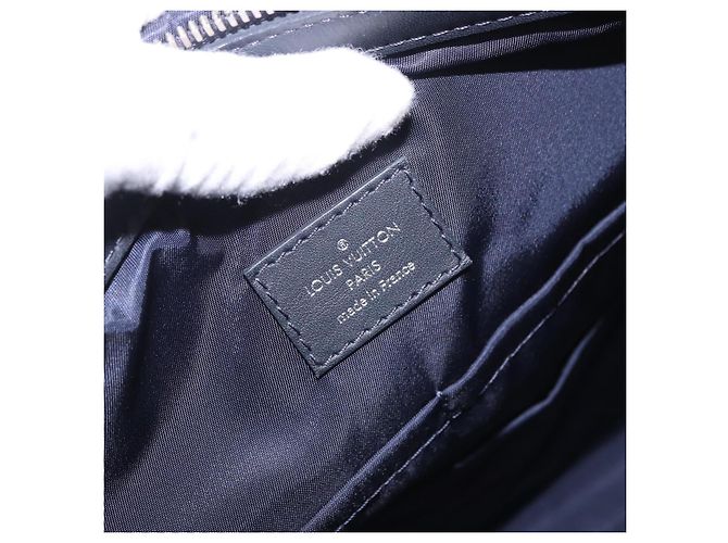 LOUIS VUITTON LV Cup V Line Cross Bag Leather Navy Silver M50443 LV Auth ka5969A Silber Marineblau - Ansicht 20