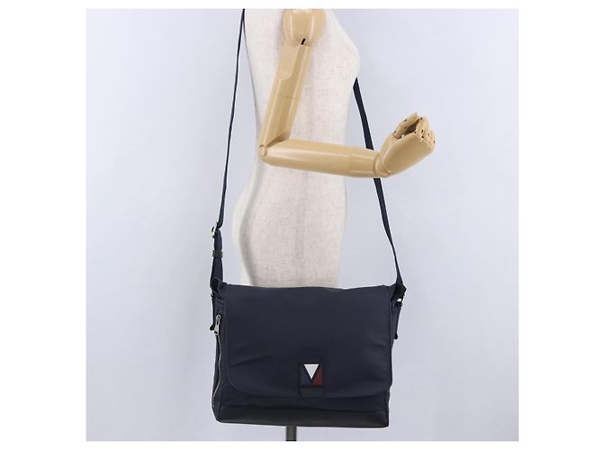 LOUIS VUITTON LV Cup V Line Cross Bag Leather Navy Silver M50443 LV Auth ka5969A Silber Marineblau - Ansicht 28