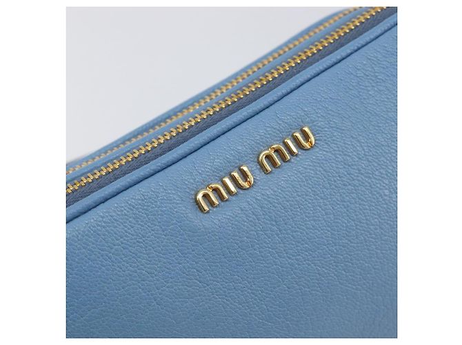Pouch a mano Miu Miu in pelle azzurro e oro Auth 199107V D'oro Blu chiaro - vista 17
