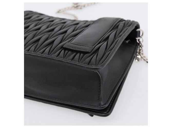 Borsa a tracolla Miu Miu Matelassé con catena in pelle nera argento Auth 202224A Nero - vista 15