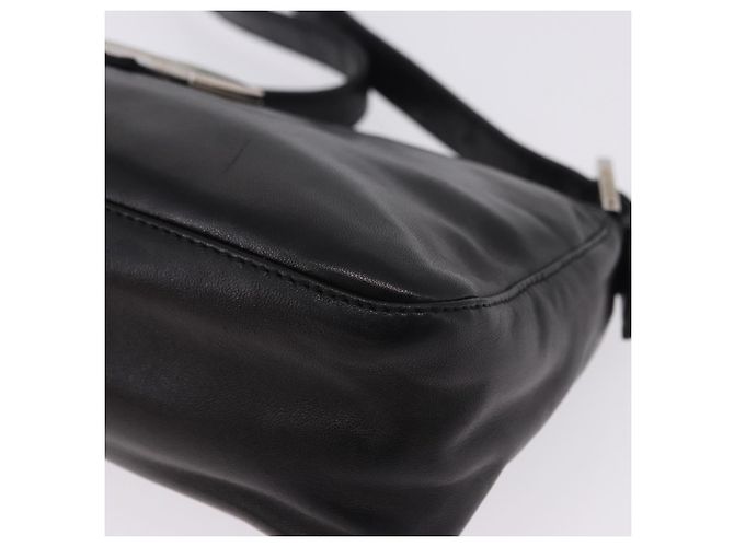 Borsa a spalla FENDI Mamma Baguette in pelle nera argento Auth 199954A Nero - vista 15
