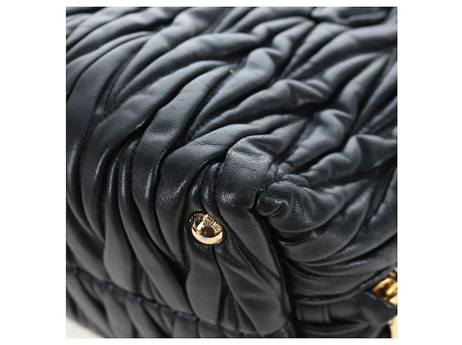 Borsa a mano Miu Miu Matelassé in pelle 2way Nero Oro Auth am12563V D'oro - vista 19