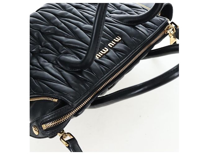 Borsa a mano Miu Miu Matelassé in pelle 2way Nero Oro Auth am12563V D'oro - vista 6