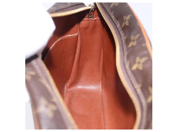 LOUIS VUITTON Monogram Compiegne 28 Clutch Bag M51845 LV Auth BA15481 Monogramma - vista 18